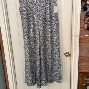 Women’s Blue Paisley Geo Linen lined pants